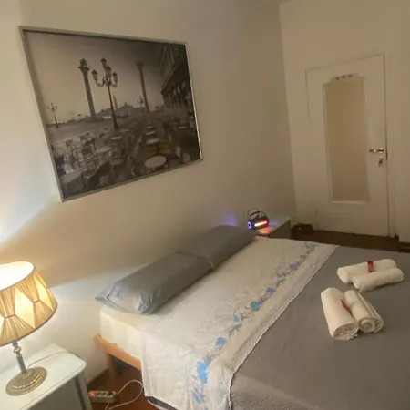 Affitto Stanza Privata Privatunterkunft